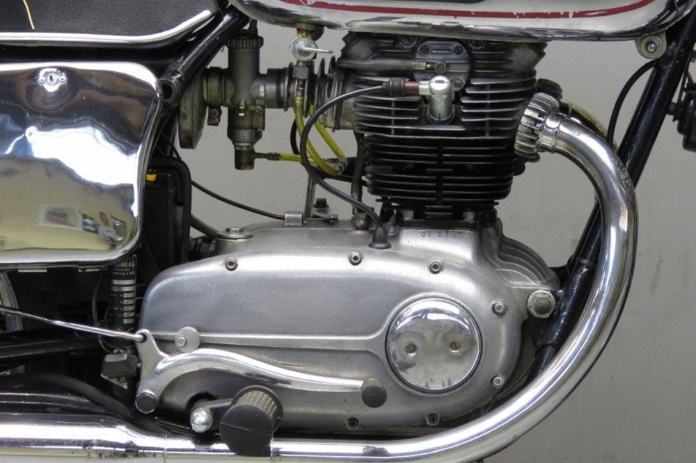 Старинный мотоцикл Horex Imperator 1955