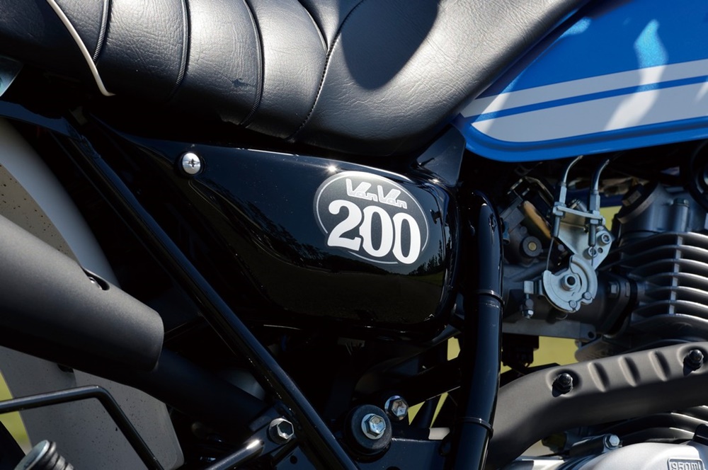 Новый мотоцикл Suzuki Van Van 200 2016