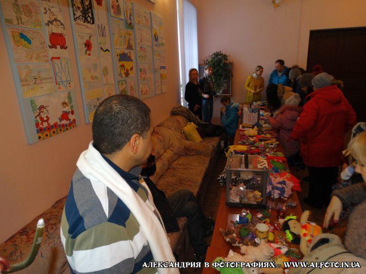 В Александрии собирали средства на лечение девочки больной СПИДом