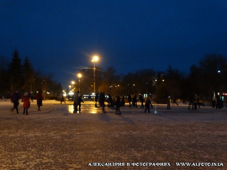 Вечерняя площадь в Александрии